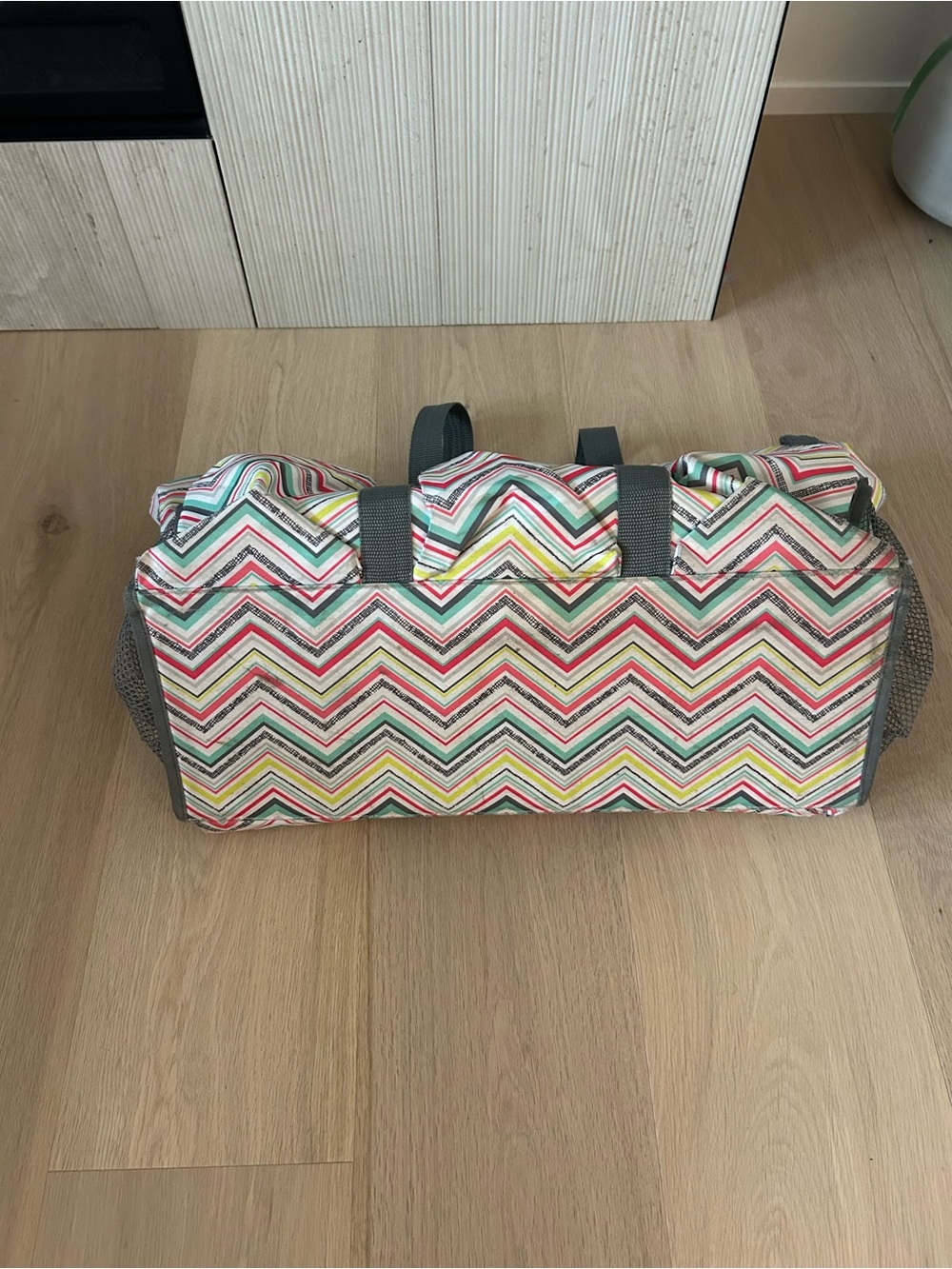 Thirty-One Items - Picture 5 of 13